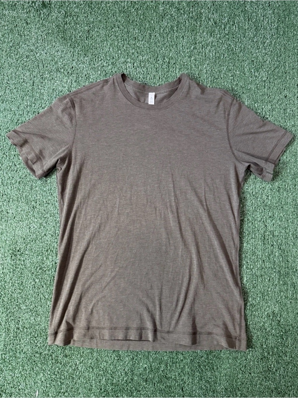 Lululemon Basic Shirt Mens Large Athletica Performance Gray Wash Stretch